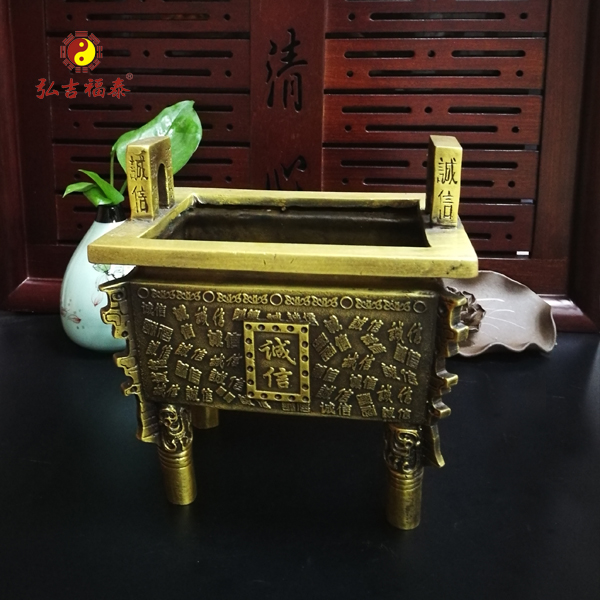 ��ͭ���ű���