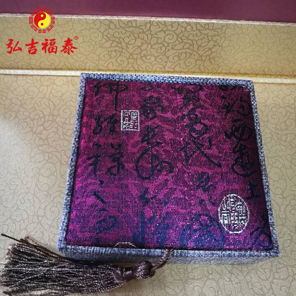 ���У���