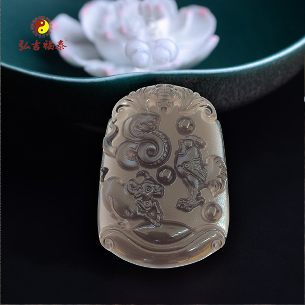 ���ֺ���ʯ�߼�ţ���ϵ��ƣ�С��