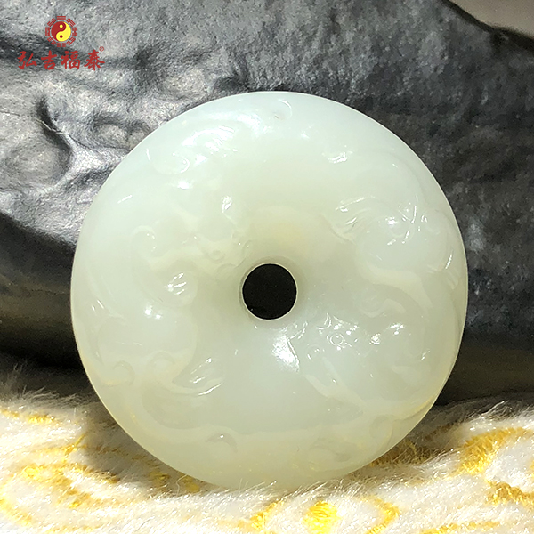 ������˫������׹����ɫ��