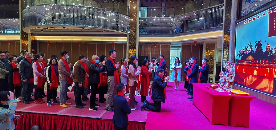 �뼪��̩���ųɹ��ٰ������ж���ᣨ����Ƶ��